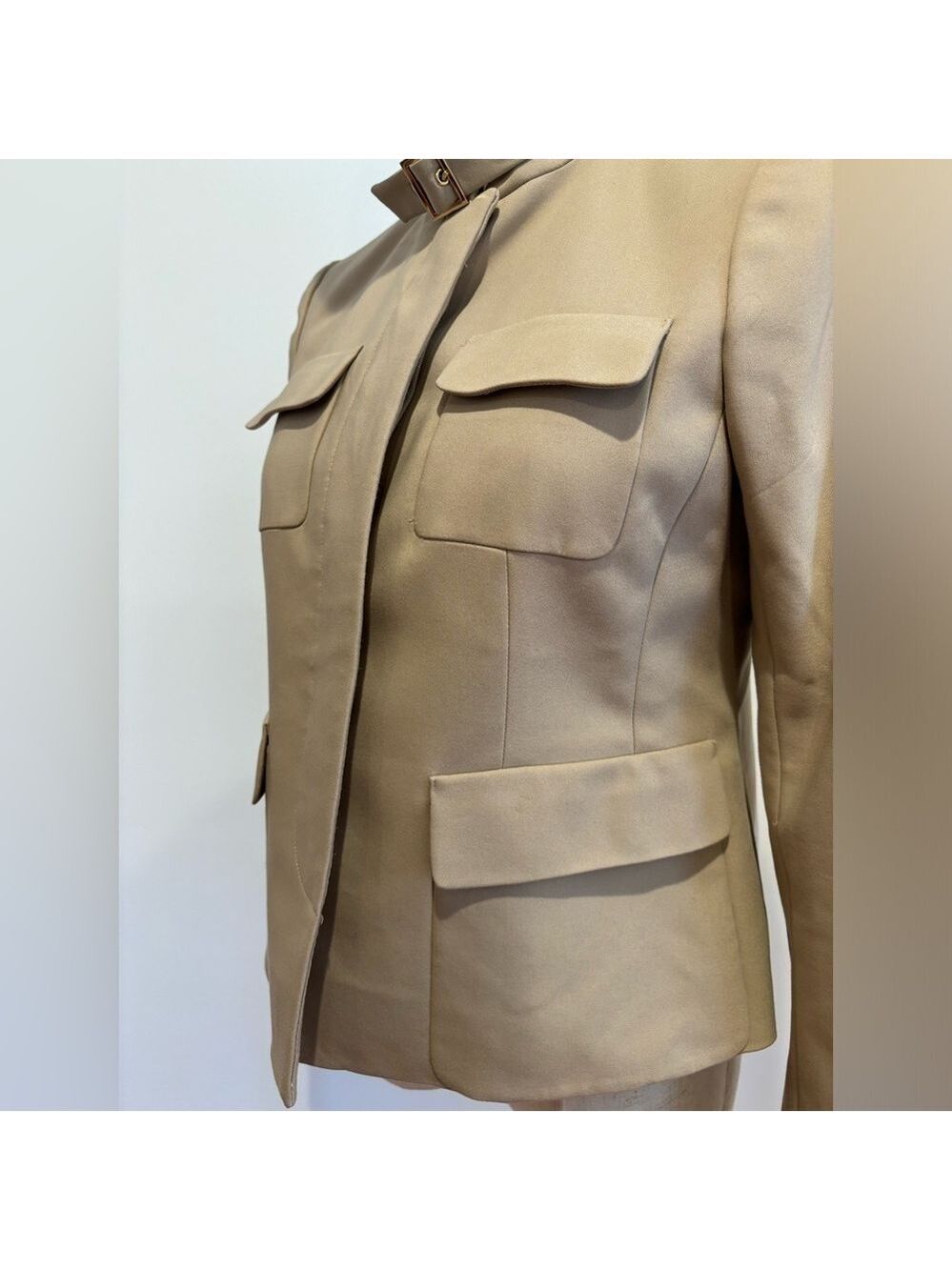 SAFARI STYLE CROPPED JACKET W A MANDARIN COLLAR & 4 FLAP POCKETS EUC 6P - Picture 7 of 9